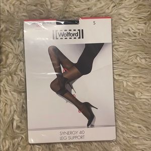 Wolford Synergy 40 Leg Support NWT
